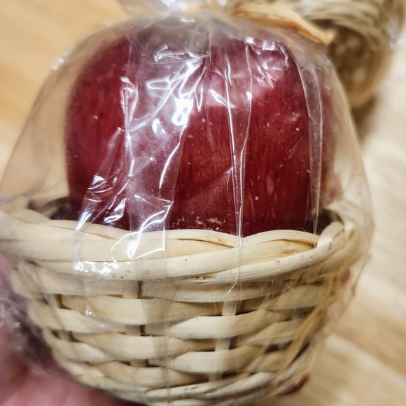 3/$15🍎Realistic Apple Shaped Candle - Picture 4 of 7